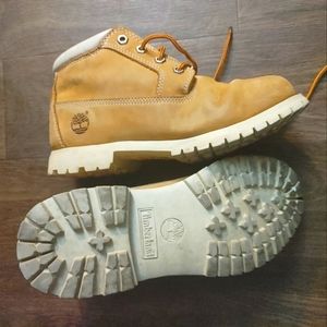 Timberland Boots Tan size 9